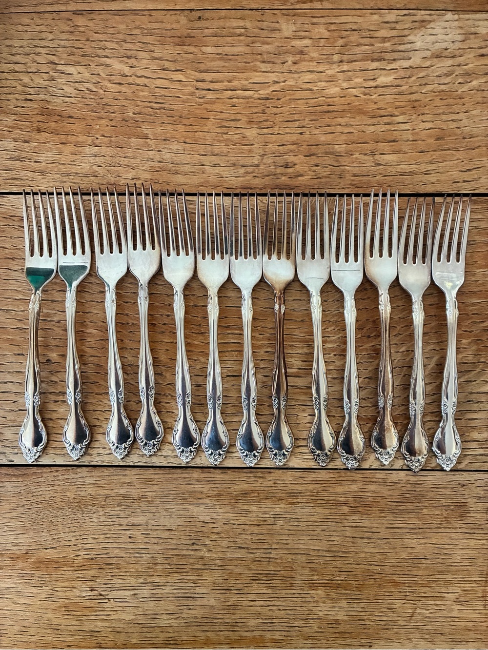 Oneida Affection Silver-Plated Dinner Forks — Set of 13